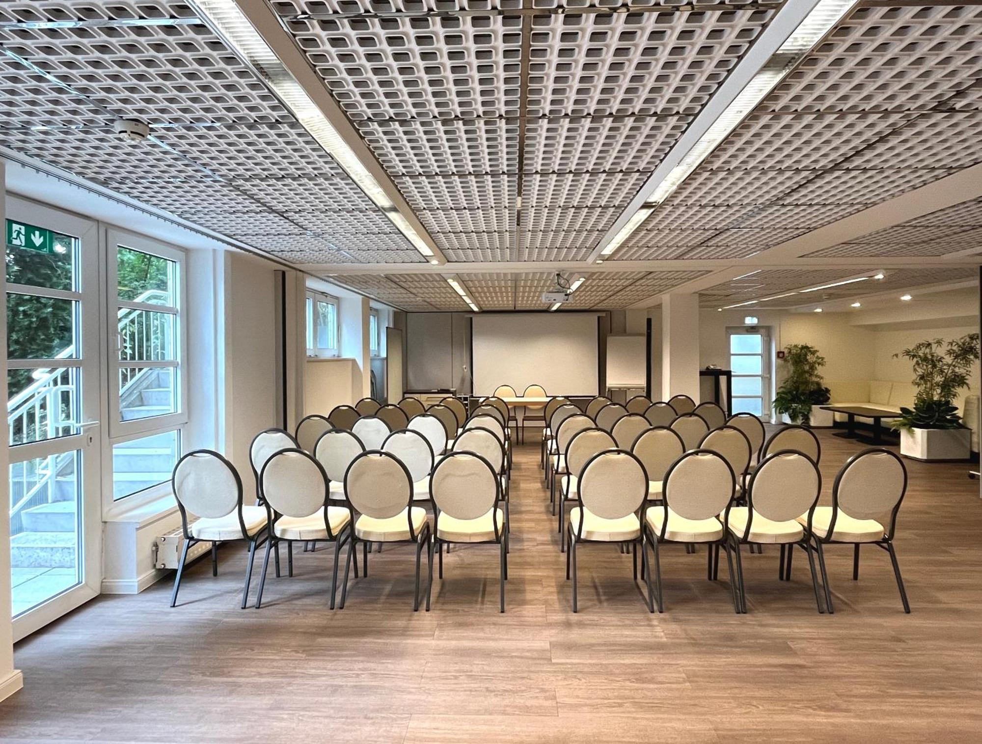 Senscity Hotel Berlin Spandau — Photos 1